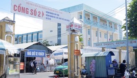 Quảng Nam: 1 bệnh nhân dùng ghế đánh nữ điều dưỡng