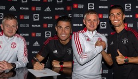 HLV Solskjaer hết lời ca ngợi Ronaldo 