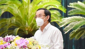 Bí thư Thành ủy TP.HCM: Từng bước mở cửa nền kinh tế là yêu cầu cấp thiết