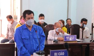 Tài xế “xeđiên” laovào tiệm bánh mìở Đà Nẵng bị phạt 2 nămtù