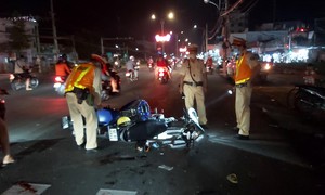 Tiền Giang: Hai xe máy tông nhau, 5 người nhập viện cấp cứu