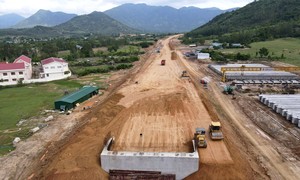 Ninh Thuận bổ sung hai triệu m3 đất cho cao tốc Bắc – Nam