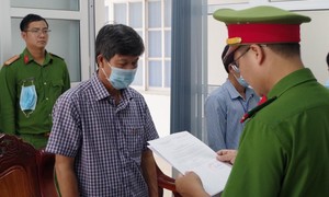 Vì sao 2 phó chủ tịch huyện ở Ninh Thuận bị khởi tố 