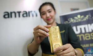 Giá vàng xuống dưới 51 triệu, người Trung Quốc ồ ạt mua 