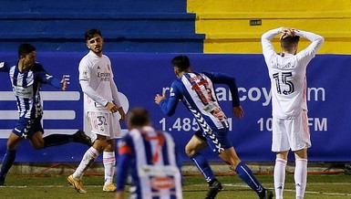 Real Madrid thua đội hạng ba, Zidane nói không xấu hổ