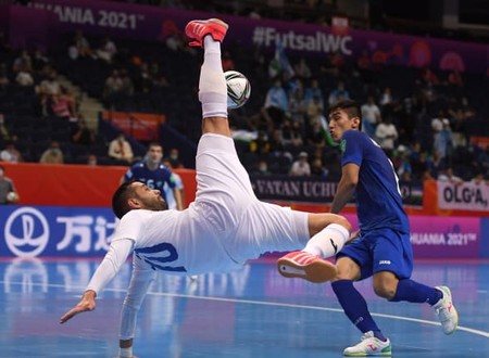 RFA tạo “mưa gôn” vào “Pharaoh”