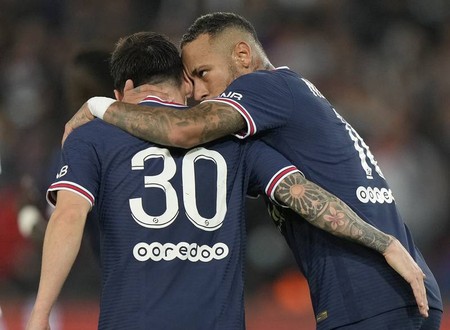 Giữa tuần này, Messi vắng trận PSG gặp Metz