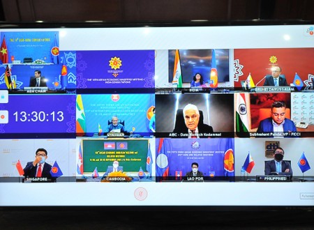 Việt Nam và ASEAN cảm ơn Mỹ đã viện trợ vaccine COVID-19 