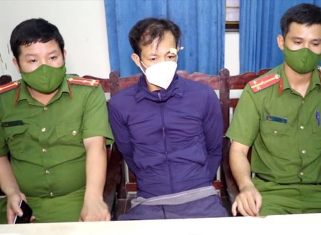 Bắt kẻ liều lĩnh chở 1 kg ma túy đá, 4.000 viên hồng phiến giữa mùa dịch