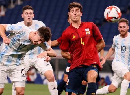 Ông lớn Pháp, Argentina bị loại, Đức thành cựu á quân