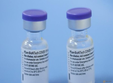 Israel nghiên cứu về tác dụng phụ khi tiêm vaccine liều 3 tăng cường 