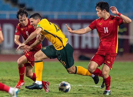 Thầy Park phá thế thủ, tăng cường tấn công