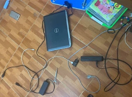 Hướng dẫn sử dụng điện an toàn cho trẻ học trực tuyến