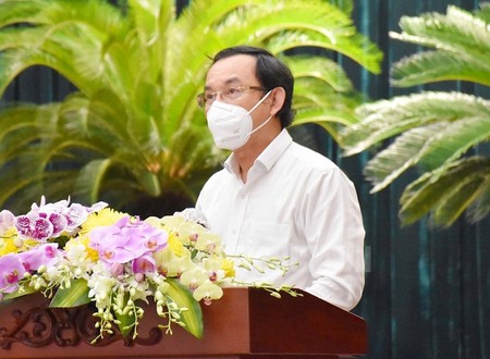 Bí thư Thành ủy TP.HCM: Từng bước mở cửa nền kinh tế là yêu cầu cấp thiết