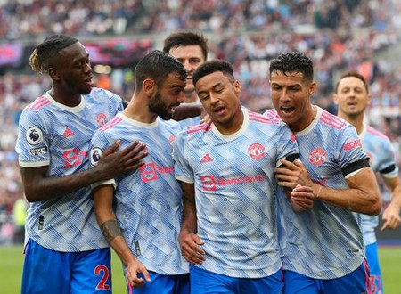 Solskjaer xác nhận 4 sự thay đổi trong đội hình MU