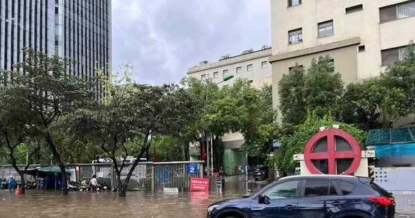 Trung Quốc cảnh báo cao nhất về mưa lũ, Việt Nam có ảnh hưởng?