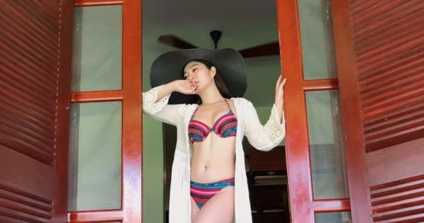 Diễn viên Thanh Trúc diện bikini gợi cảm ở tuổi 35