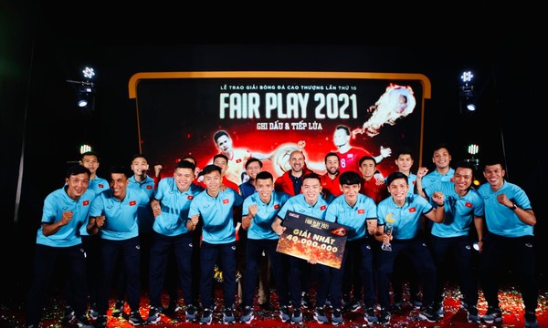 Tuyển Futsal Việt Nam đăng quang Fair Play 2021 đầy kịch tính