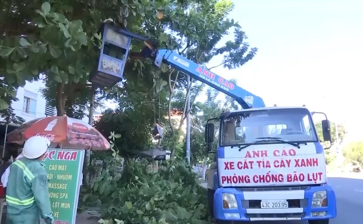 Video: Bão số 5 phức tạp, Đà Nẵng dự kiến sơ tán gần 60.000 dân