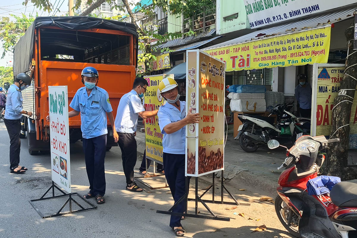 Cần dẹp loạn vỉa hè như quận 1 đã từng làm!  - ảnh 1