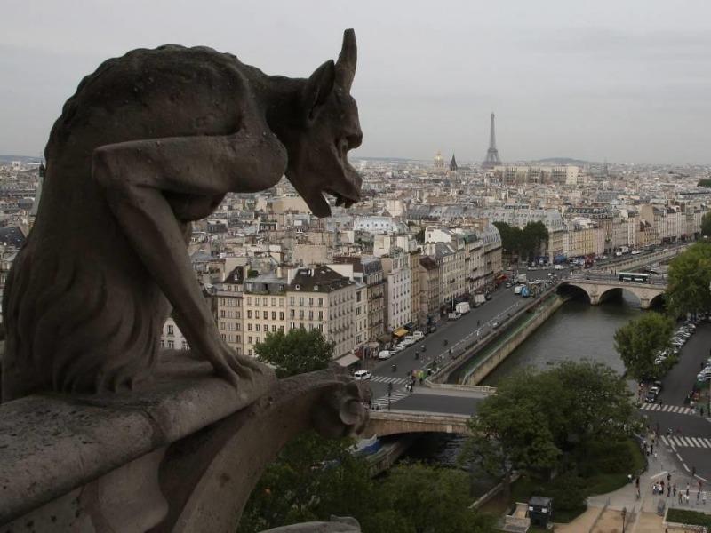 Quai Thu Gargoyle Vẫn Nguyen Vẹn Sau Vụ Chay Nha Thờ đức Ba Sự Kiện Plo