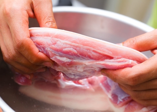 Bạn có sơ chế thịt đúng cách? | Ăn sạch sống khỏe | PLO
