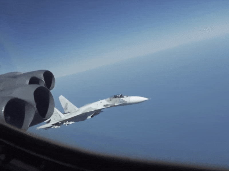 Mỹ tố máy bay Nga tiếp cận B-52 không an toàn