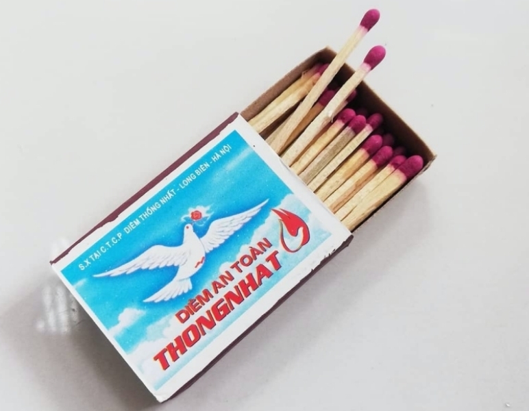 Khử m&ugrave;i h&ocirc;i bồn cầu bằng di&ecirc;m