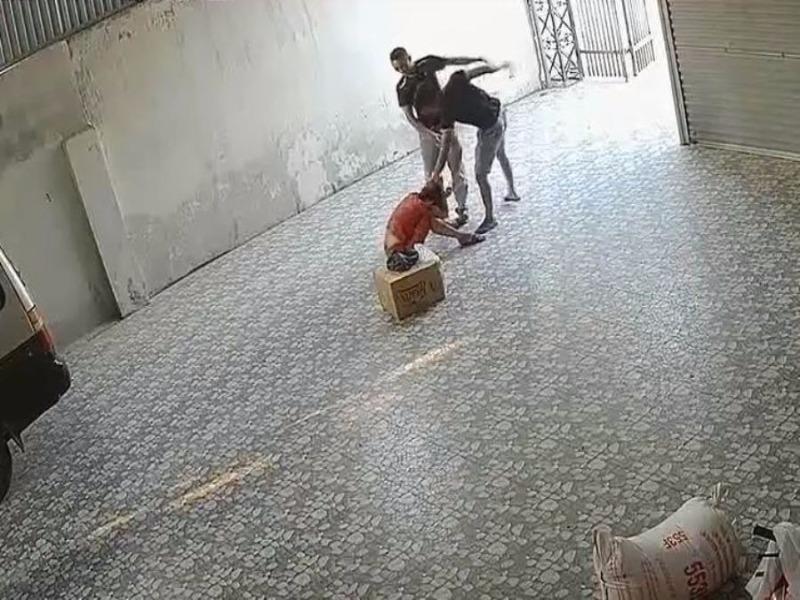 Chủ nhà xe Nghệ An-Sài Gòn bị khởi tố vì đánh phụ nữ
