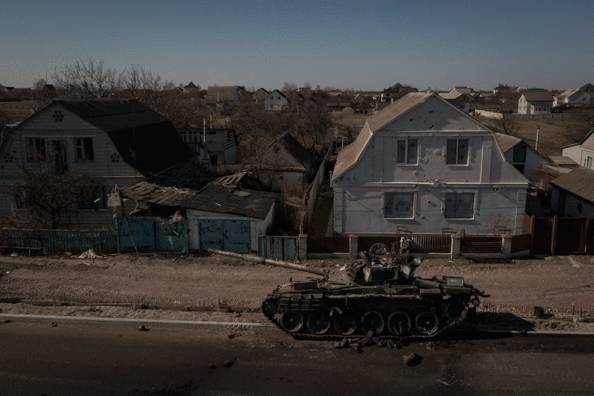 ẢNH: Chuyển động bất thường của đoàn xe dài 64 km của Nga xung quanh Kiev - ảnh 4