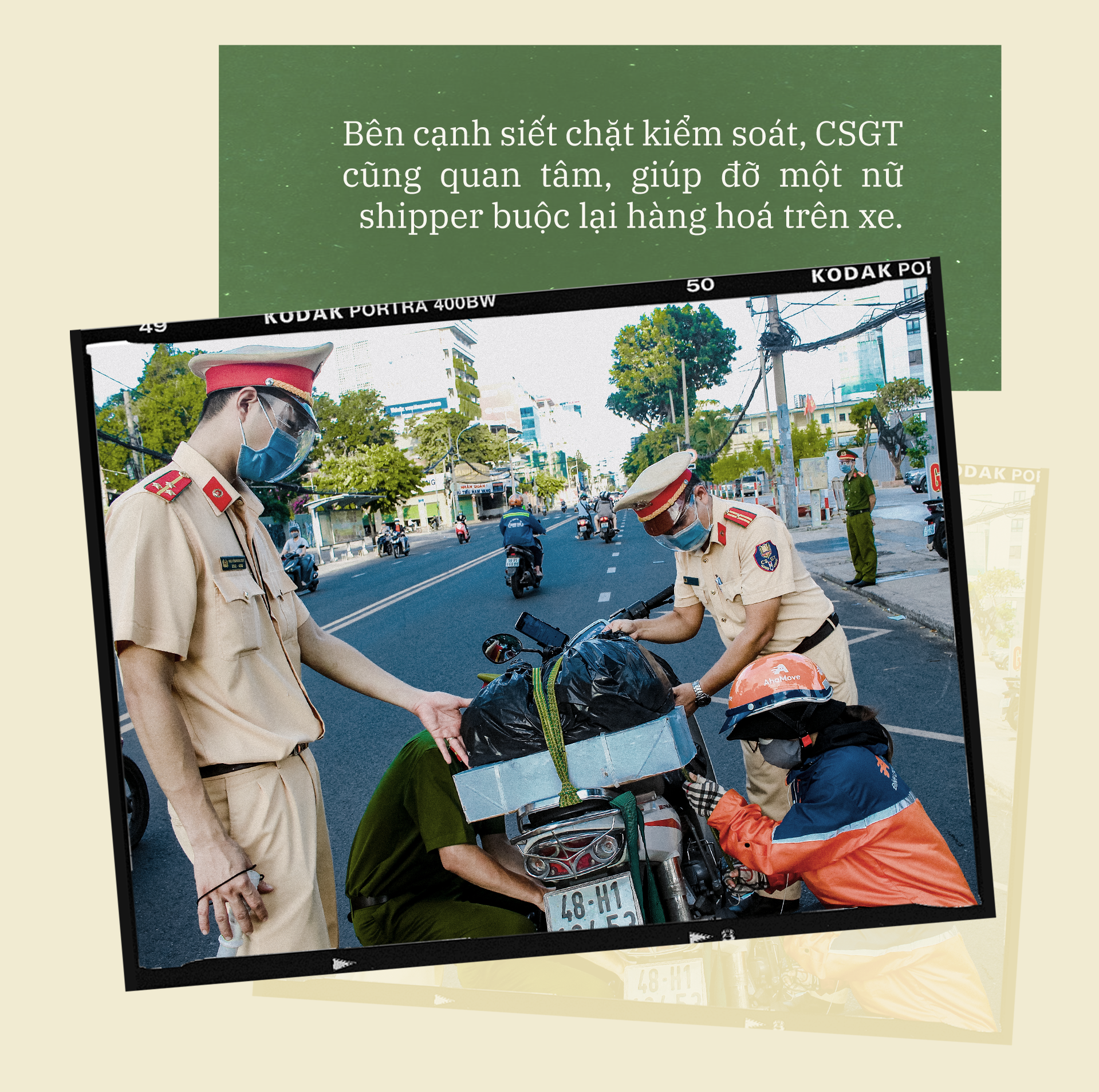 Emagazine: CSGT TP.HCM - Tấm lá chắn trong cuộc chiến với COVID-19 ảnh 18