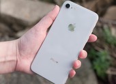 iPhone 8 giảm sốc chỉ còn 4,9 triệu đồng