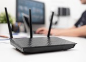 Có nên bật router WiFi liên tục hay không?