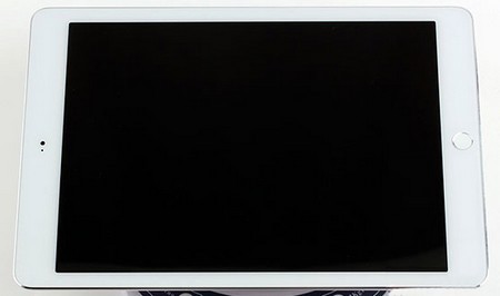 Sản phẩm có kích cỡ tổng thể không khác biệt iPad Air hiện tại