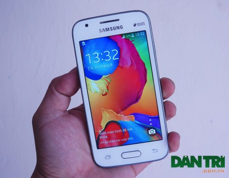 Trên tay Galaxy V đầu tiên tại Việt Nam