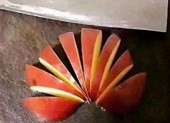 Logo Huawei là những mảnh 'Quả táo' bị cắt rời?