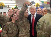 Quân nhân Mỹ thi nhau bảo vệ người hùng Trump trước bầu cử