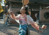 Hoàng Thùy Linh thả vàng anh, cắt duyên âm