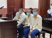 Phạt tù 2 mẹ con xông vào tòa bắt người đưa lên công an