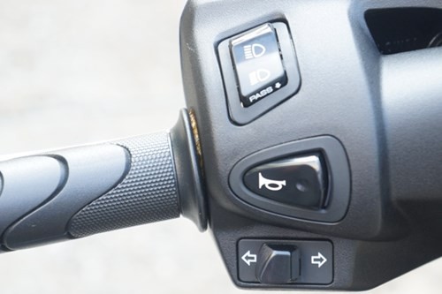 Cận cảnh Honda SH mới khởi động như ô tô - ảnh 13
