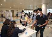 Dừng cấp thị thực cho người nước ngoài vào Việt Nam