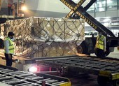 Viện trợ chống dịch quý báu từ các nước đã đến tay Ấn Độ