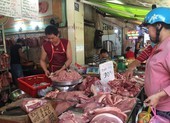 Giá heo hơi giảm nhẹ, giá bán lẻ thịt heo vẫn tăng