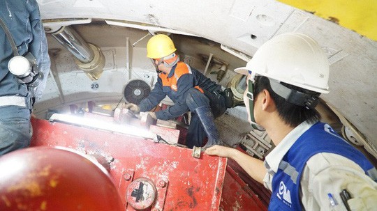 Cận cảnh bên trong đường hầm tuyến Metro đầu tiên của TPHCM - Ảnh 4. Cận cảnh bên trong đường hầm tuyến Metro đầu tiên của TPHCM - Ảnh 4.