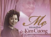 Nghệ sĩ Kim Cương tặng sách nhân mùa Vu Lan báo hiếu