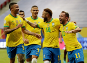 Vũ công Samba lại gương oai giễu võ