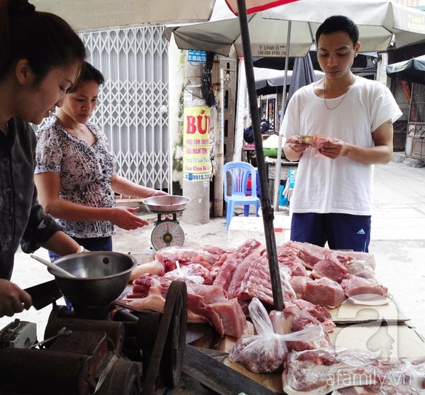 Cảm động rơi nước mắt với chuyện tình của cô gái suy thận và chàng trai kém 3 tuổi 9 Cảm động rơi nước mắt với chuyện tình của cô gái suy thận và chàng trai kém 3 tuổi 9