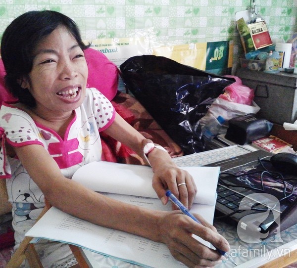 Cảm động rơi nước mắt với chuyện tình của cô gái suy thận và chàng trai kém 3 tuổi 2 Cảm động rơi nước mắt với chuyện tình của cô gái suy thận và chàng trai kém 3 tuổi 2