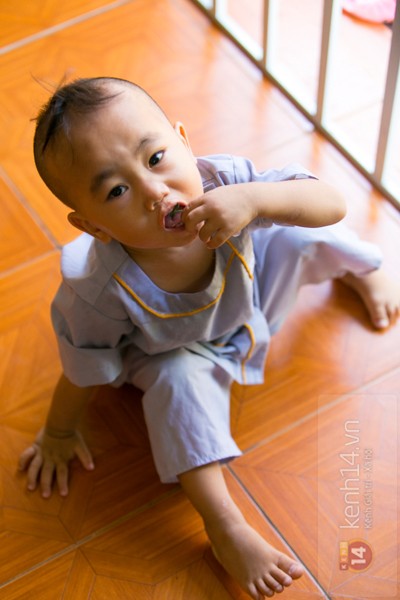 Chuyện về 12 trẻ sơ sinh bị bỏ rơi ở một ngôi chùa 7 Chuyện về 12 trẻ sơ sinh bị bỏ rơi ở một ngôi chùa 7