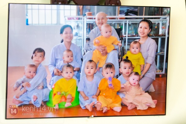 Chuyện về 12 trẻ sơ sinh bị bỏ rơi ở một ngôi chùa 4 Chuyện về 12 trẻ sơ sinh bị bỏ rơi ở một ngôi chùa 4